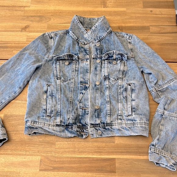 FREE PEOPLE ⭐️ jean jacket - Picture 3 of 11